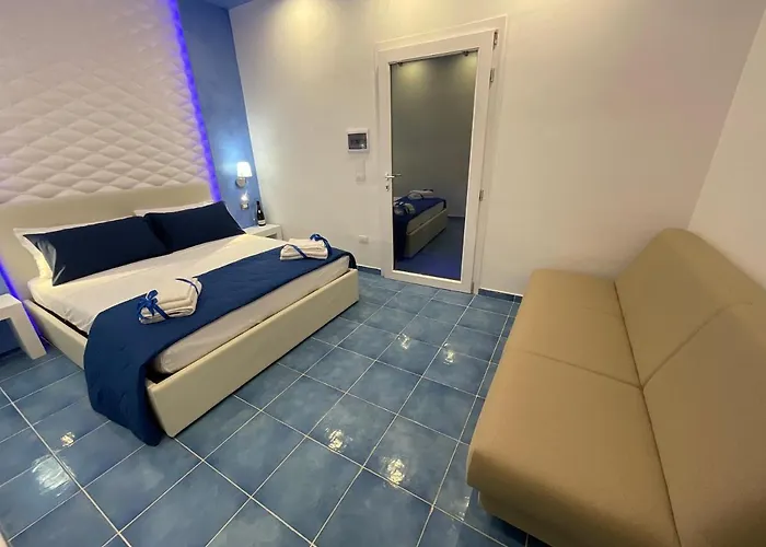 לינה וארוחת בוקר Salento Sottovento Luxury Beb טורה לפילו