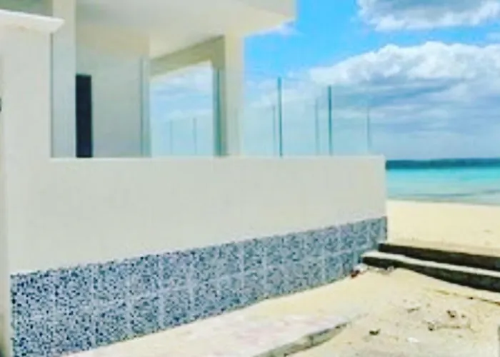 לינה וארוחת בוקר Salento Sottovento Luxury Beb טורה לפילו